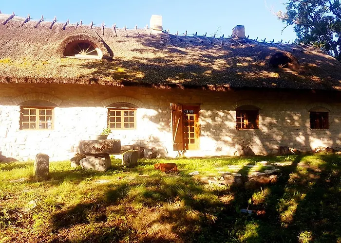 Paali Cottages
